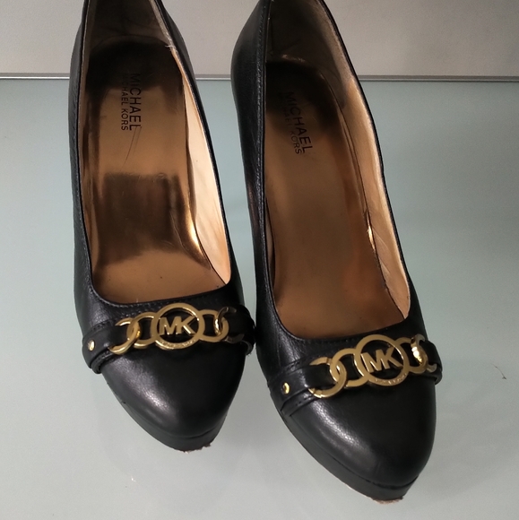 Michael Kors 4" Black Leather Heels